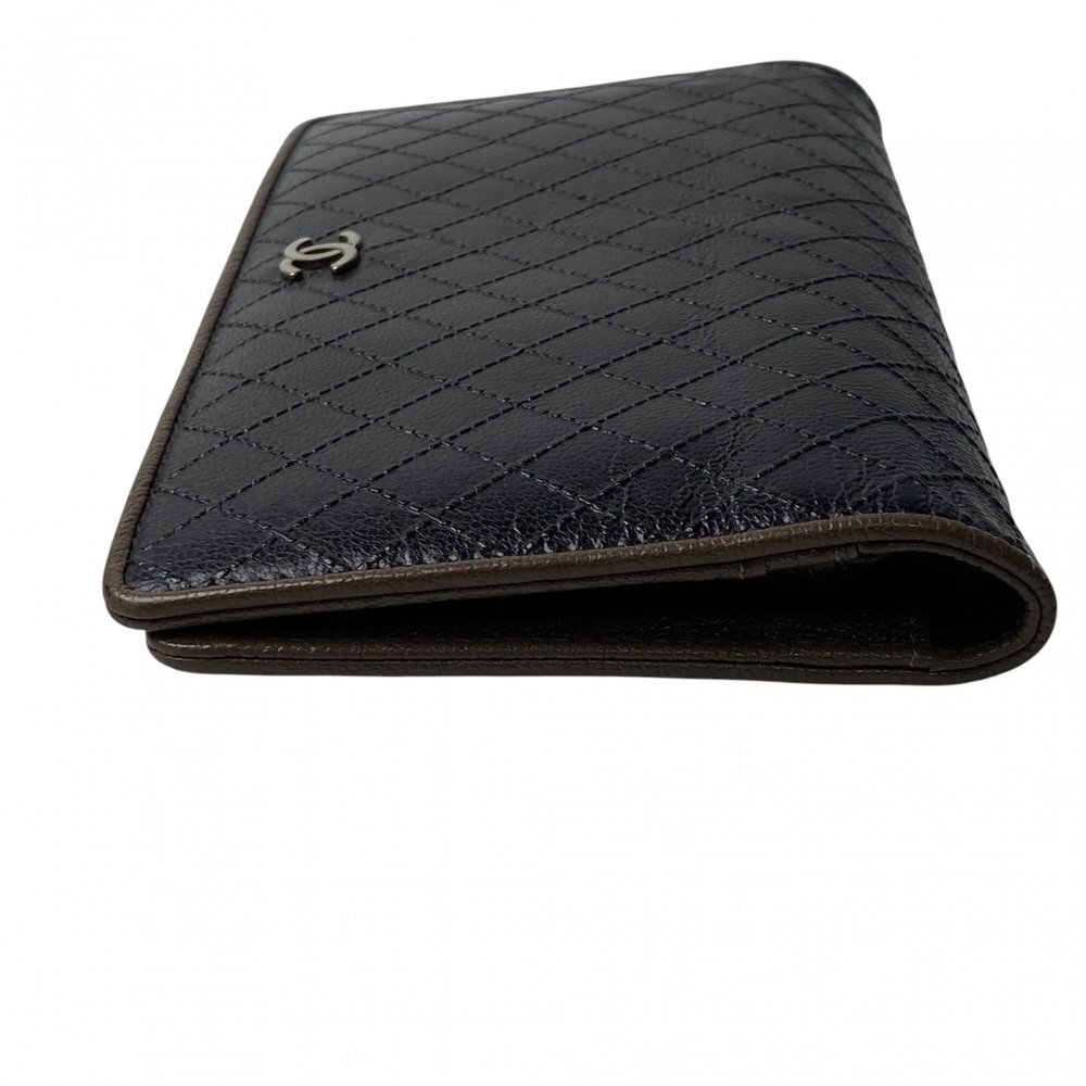 CHANEL Logo Wallet - Picture 4 of 14